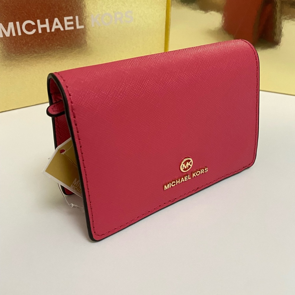 Nwt MK Wallet